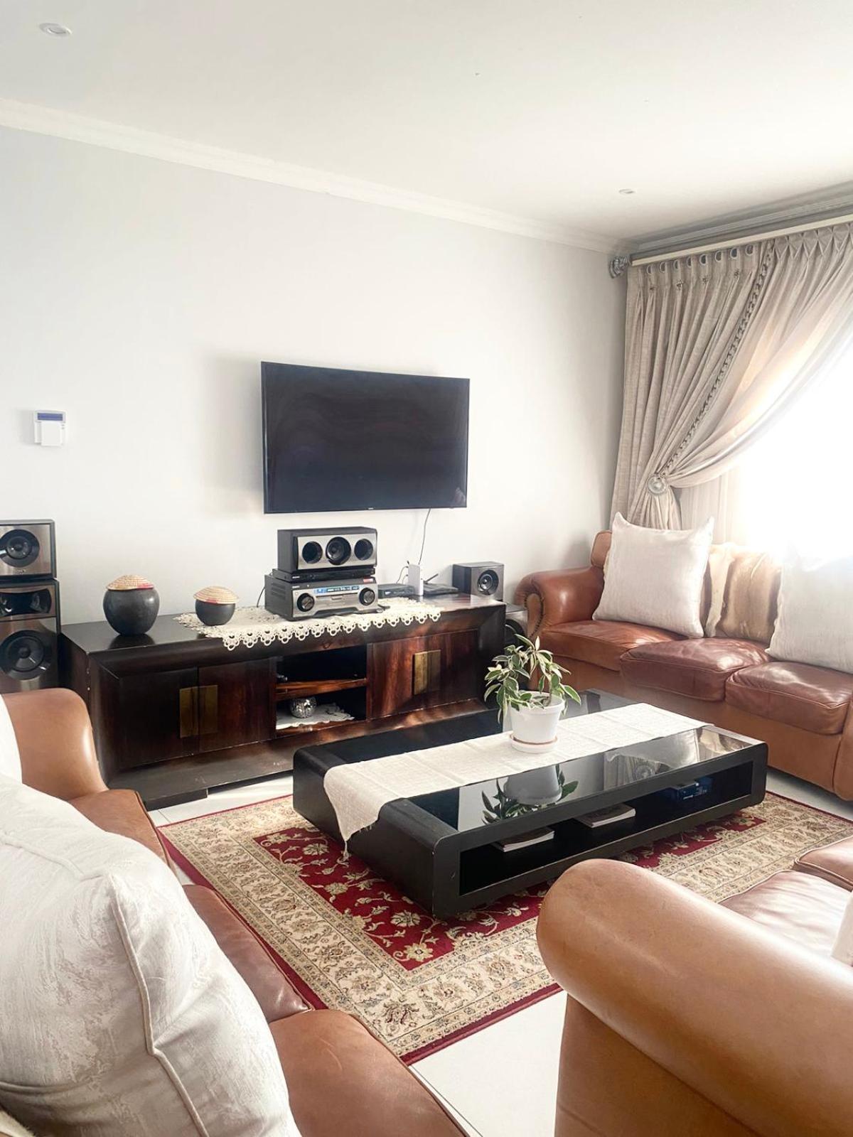 5 Bedroom