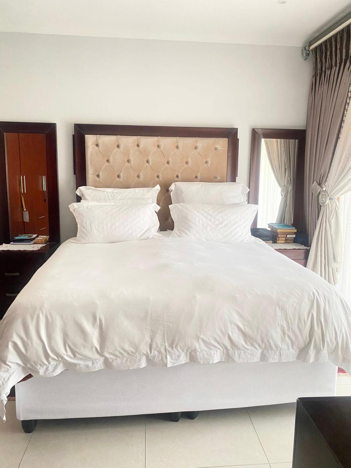 5 Bedroom *