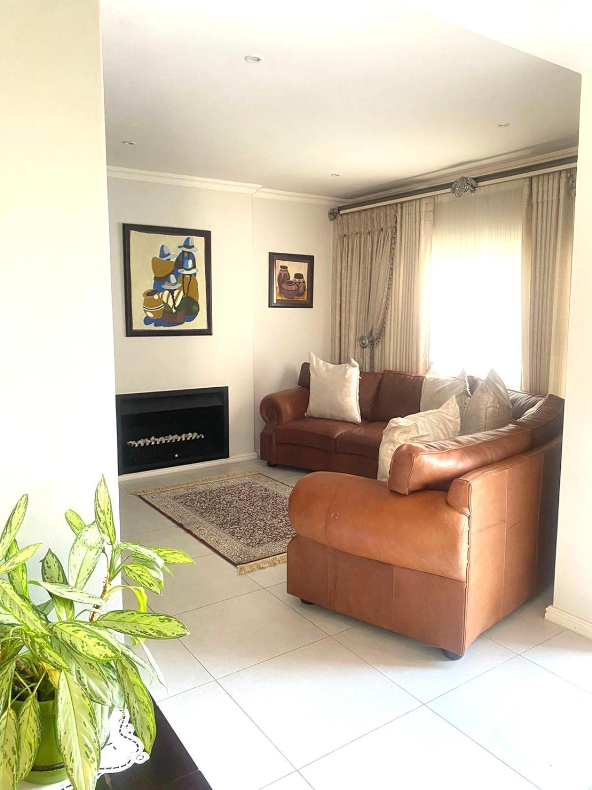 5 Bedroom Holiday home *