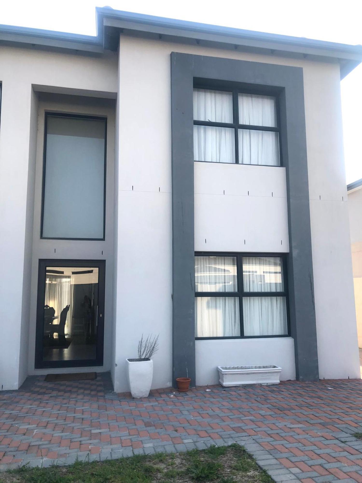 Holiday home 5 Bedroom Cape Town